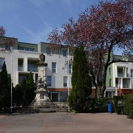 Maizières-lès-Metz Domitys La Rose Du Beffroiアパートホテル エクステリア 写真