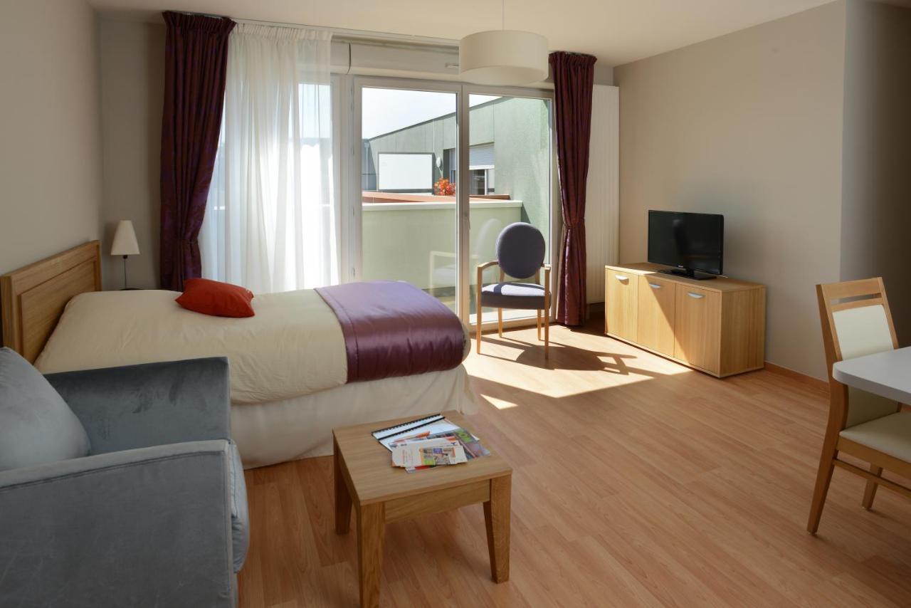 Maizières-lès-Metz Domitys La Rose Du Beffroiアパートホテル 部屋 写真